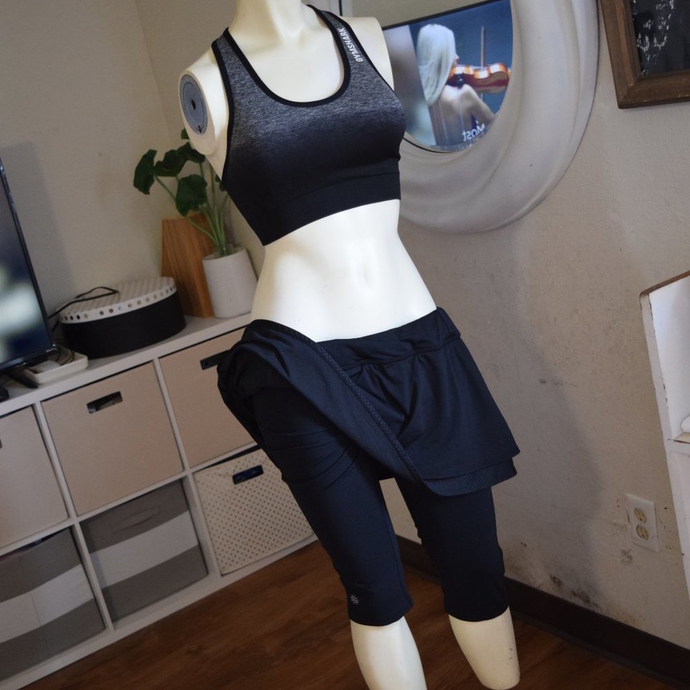 Athleta leggings skort capri buil-in skirt legging workout pants ATHLETA LEGGING